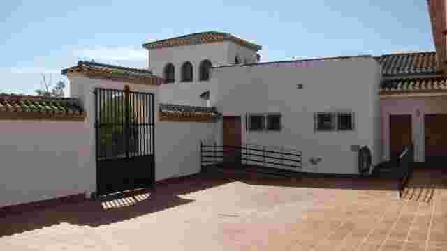 Albergue Cortijo Rural del Guarda – EN